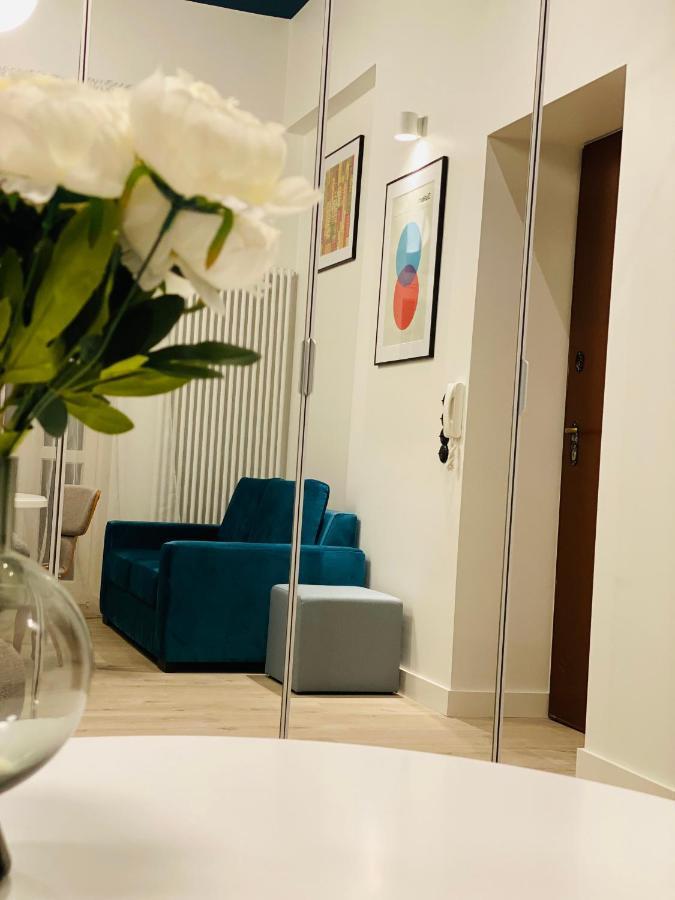 1 Syp, Kawa Vertuo, Kosmetyki Ada, 3 Min Metro Wilenska, By Visitwarsaw Apartments Exterior foto